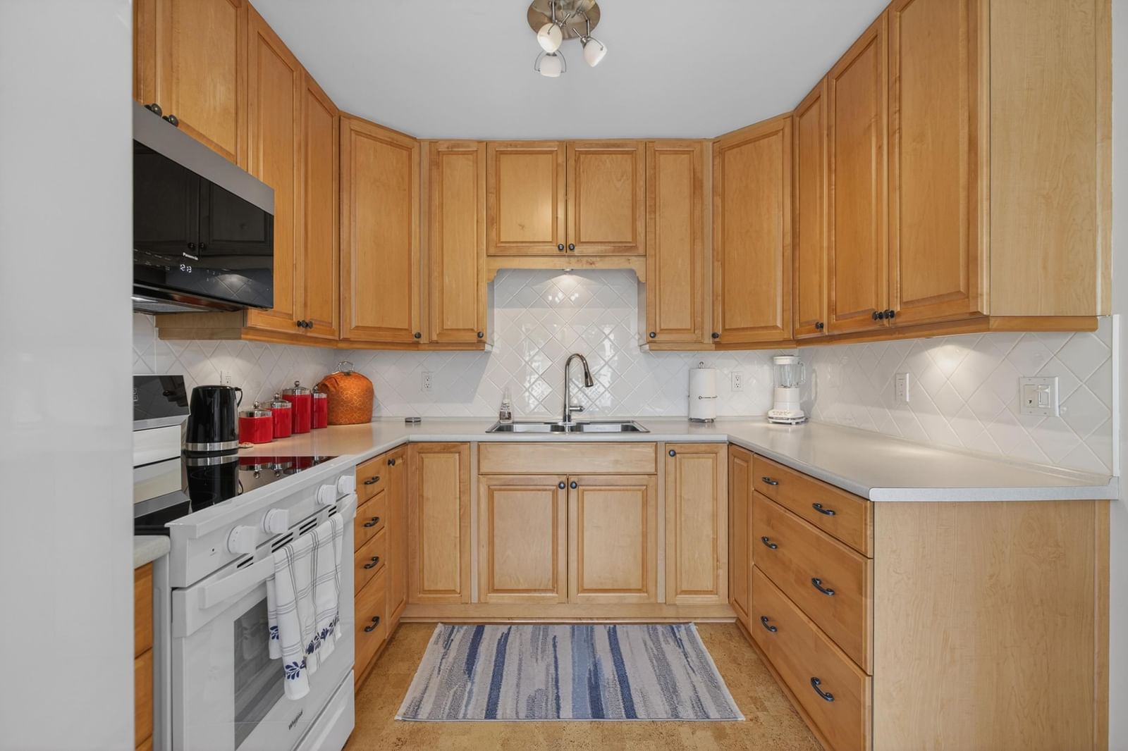 Listing Image 13
