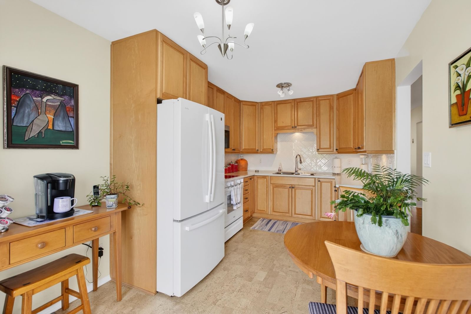Listing Image 15