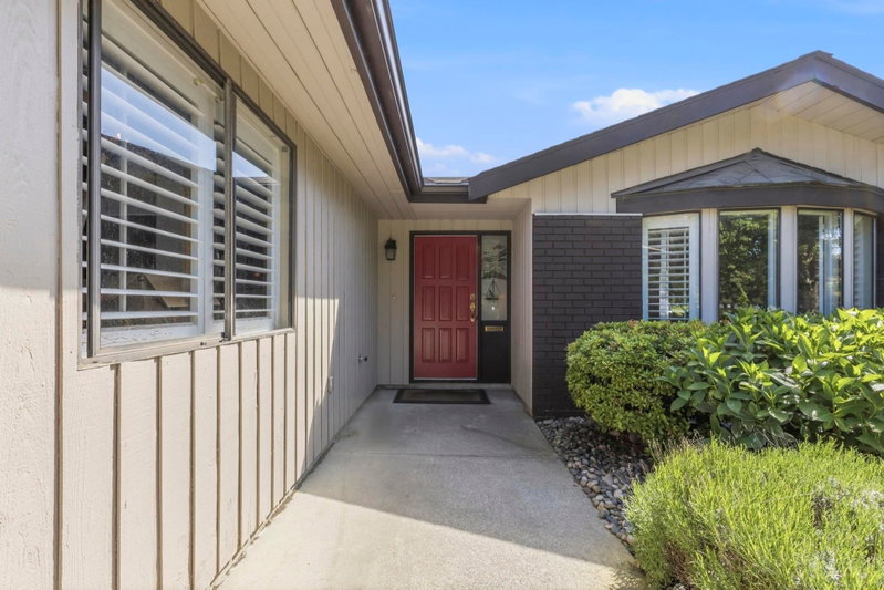 1220 Morris Crescent