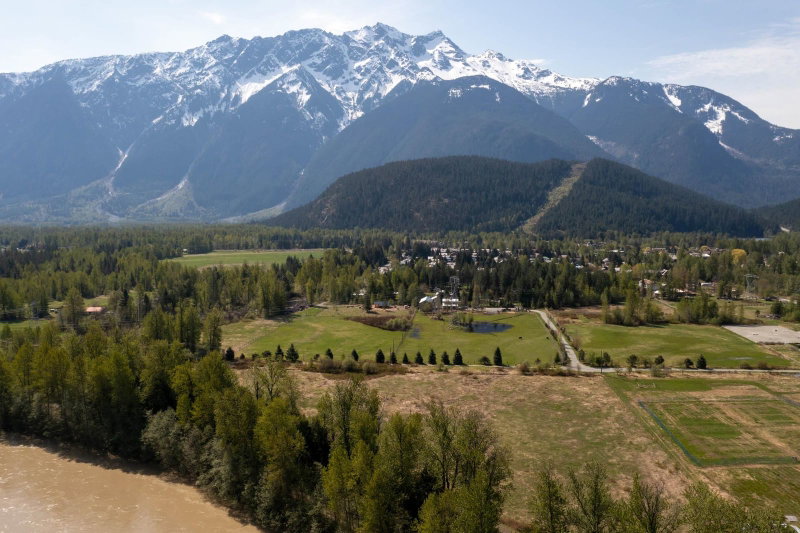 LOT 1 Fraser Road