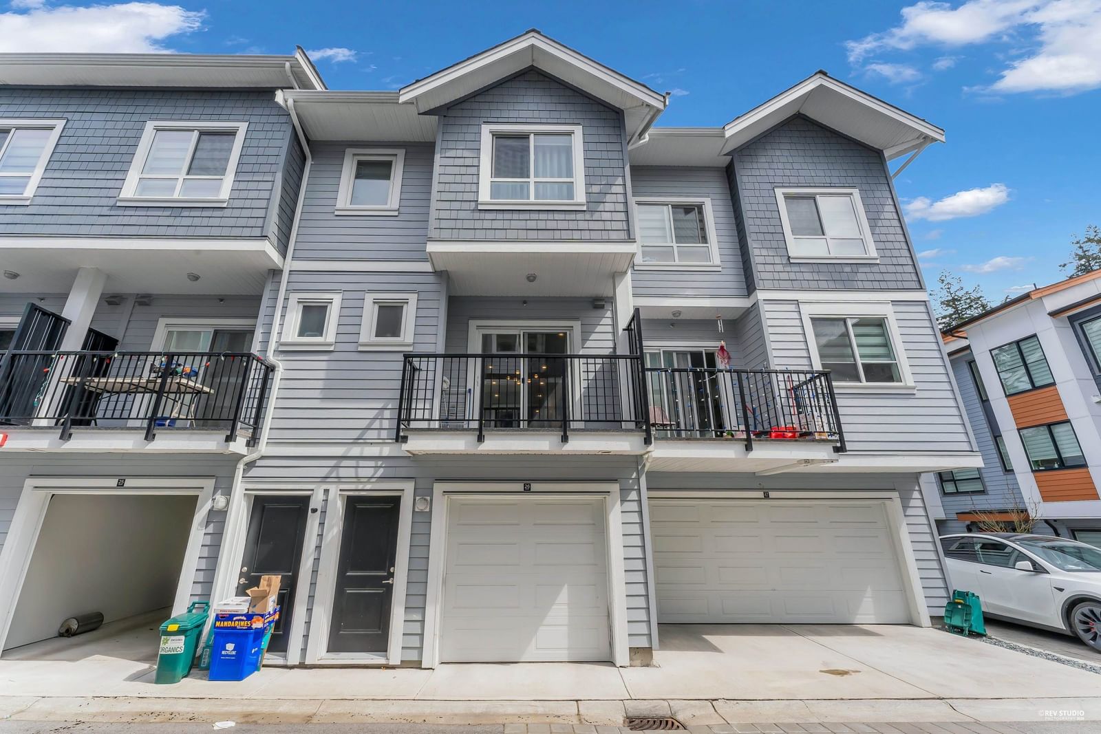 Listing Image 16
