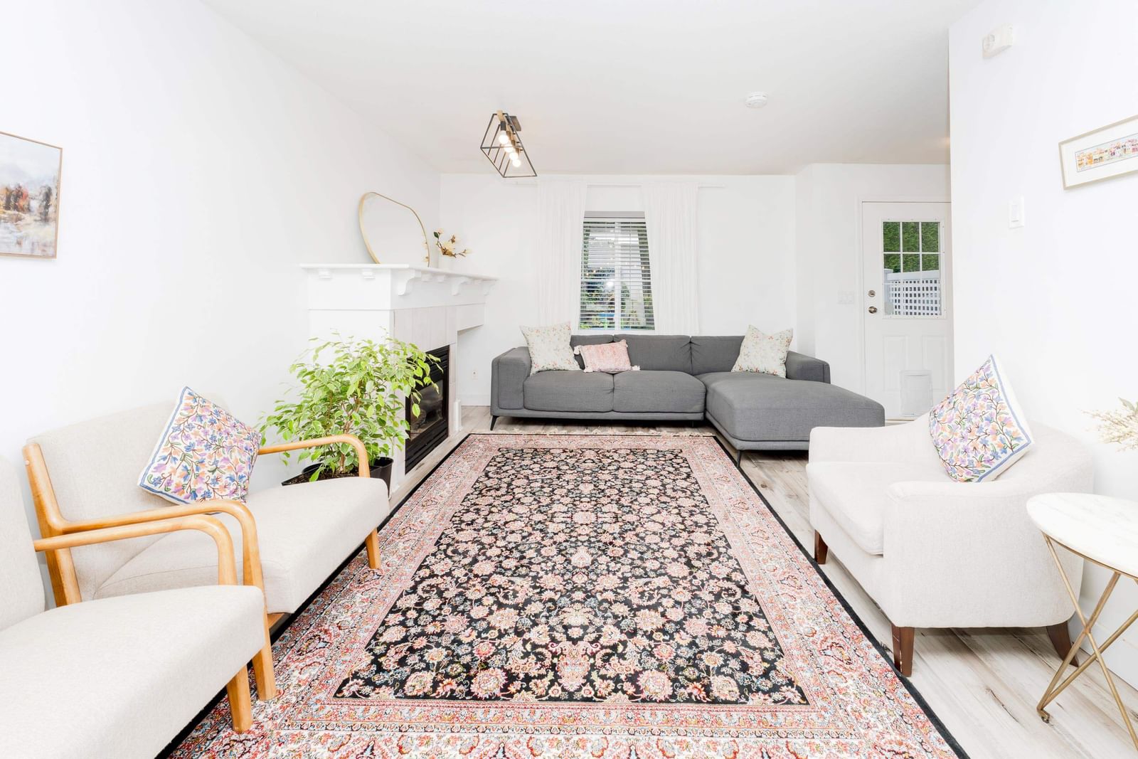 Listing Image 13