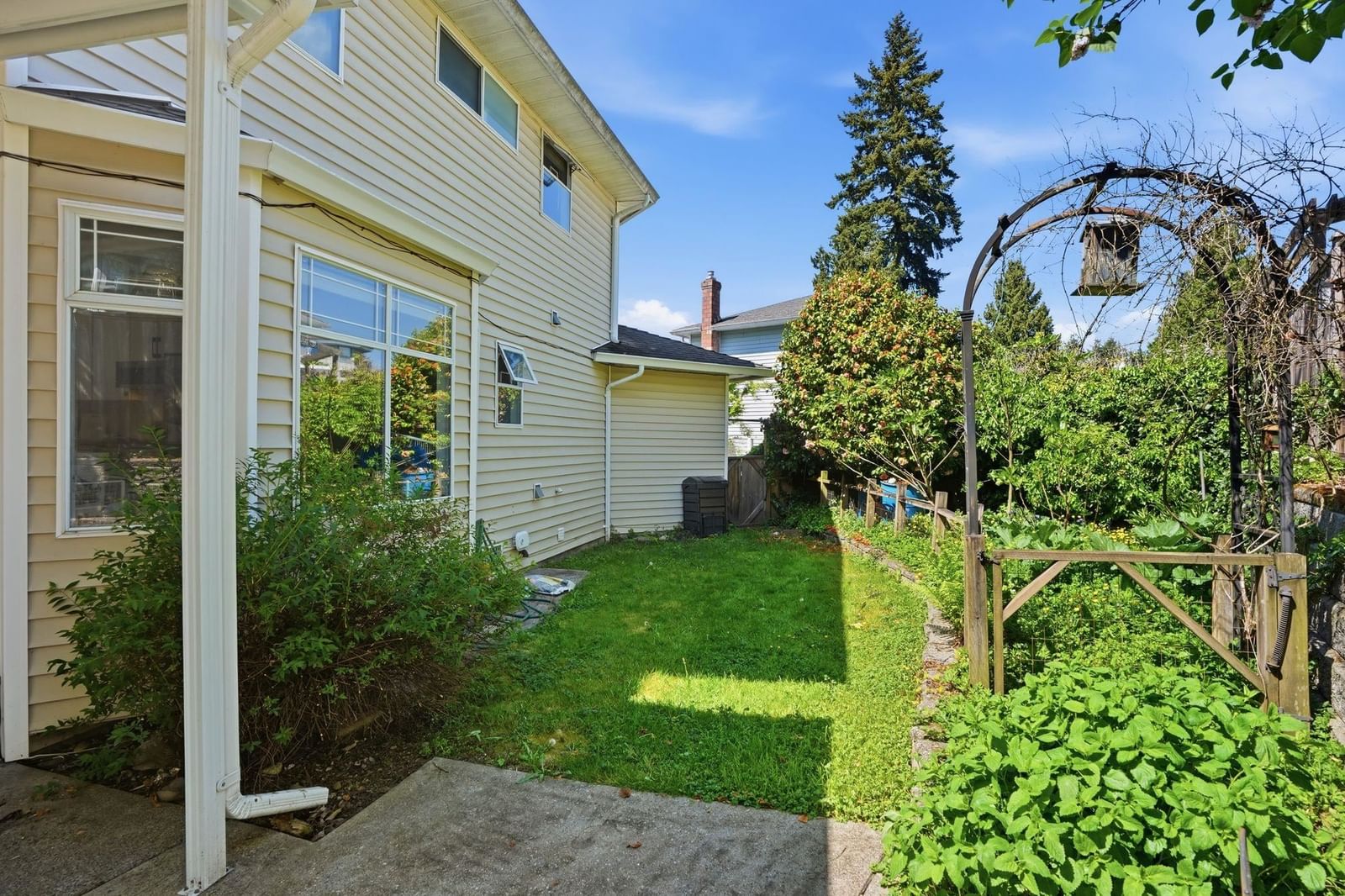 Listing Image 20