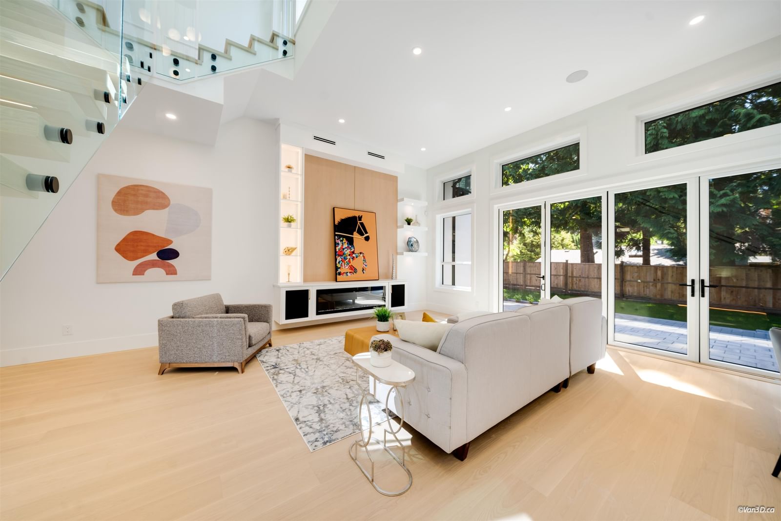 Listing Image 12