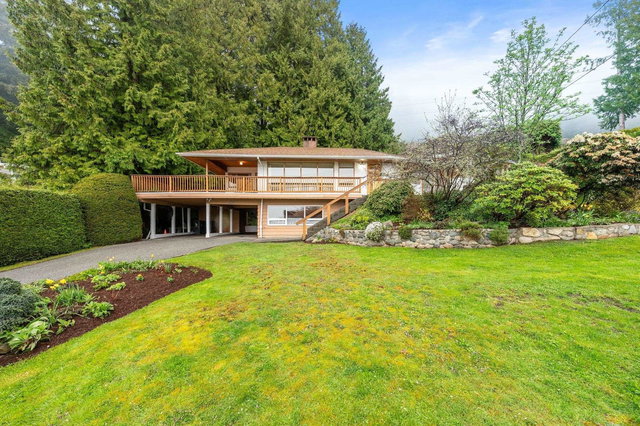 234 Rondoval Crescent