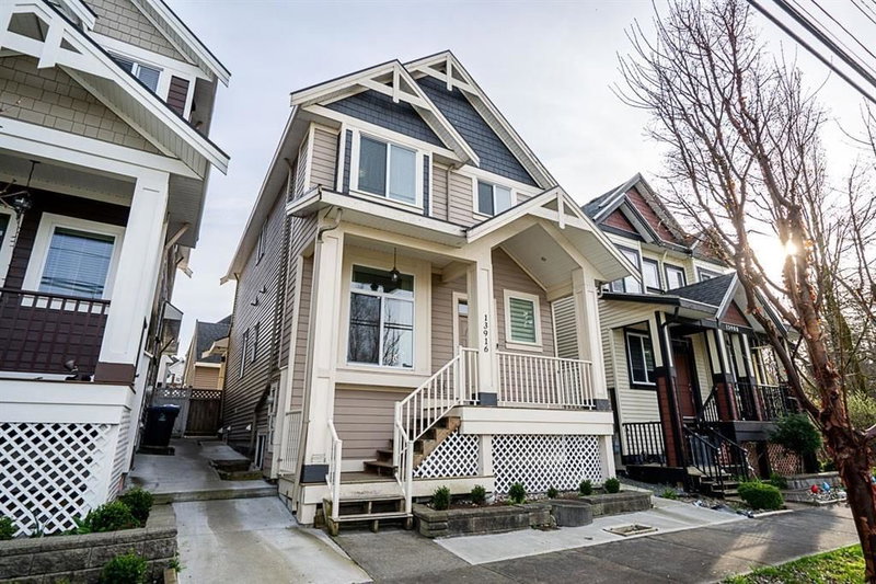 13916 60 Avenue, Surrey, British Columbia