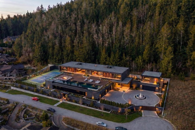 2345 Kadlec Court