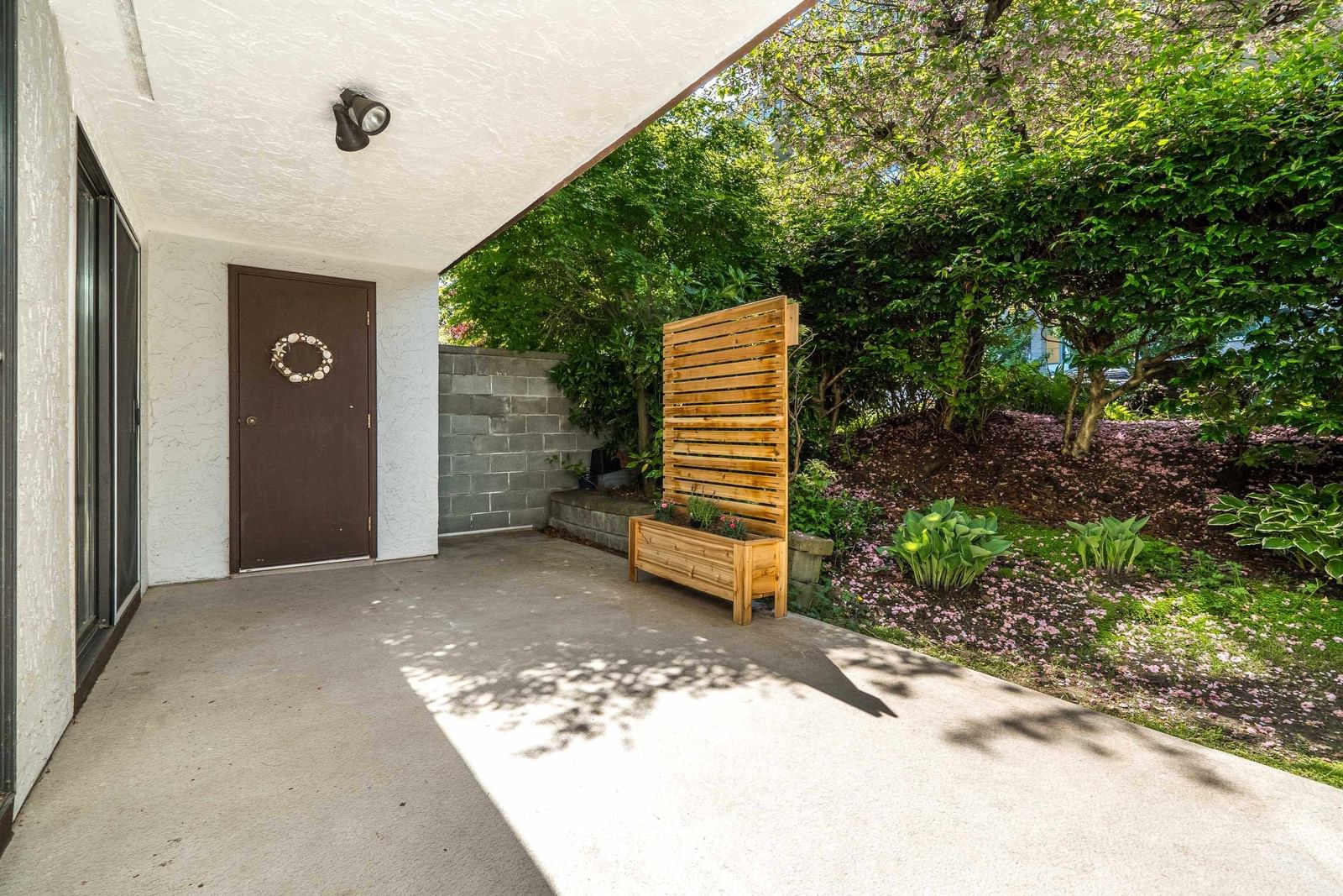 Listing Image 27
