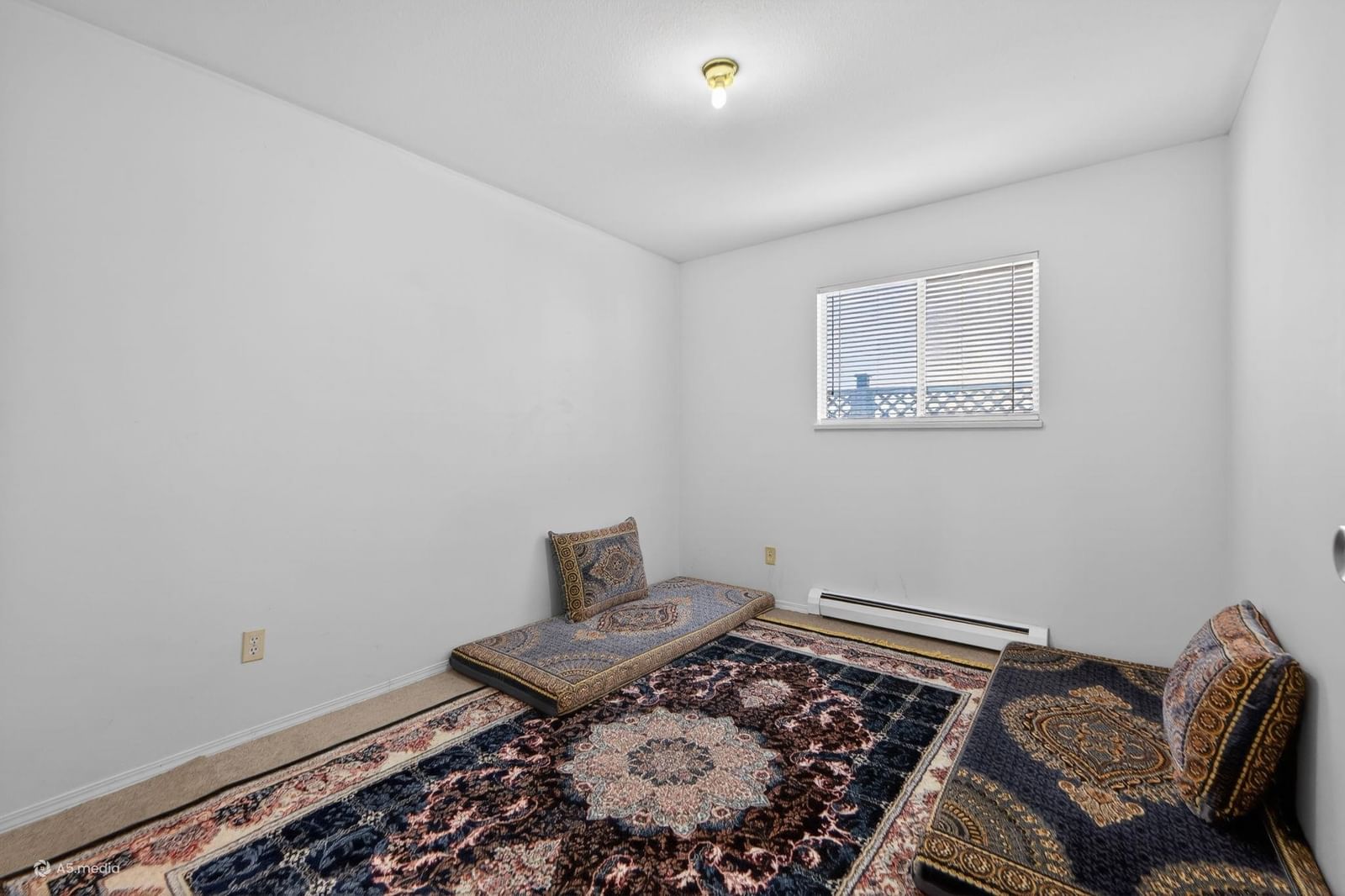 Listing Image 34
