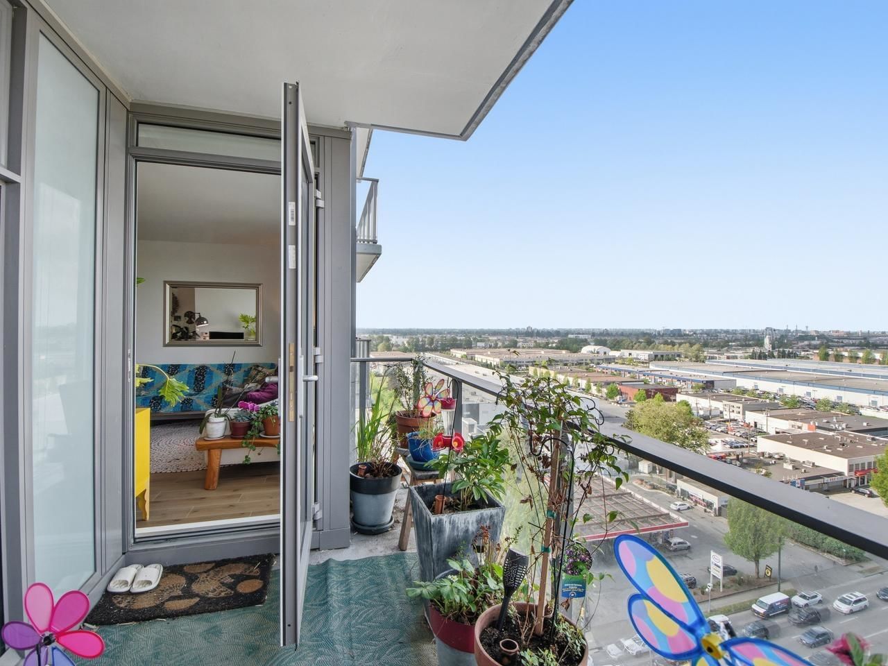 Listing Image 15