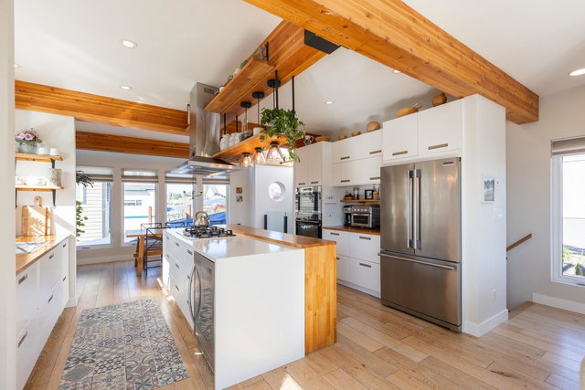 1 - 3473 River Road W