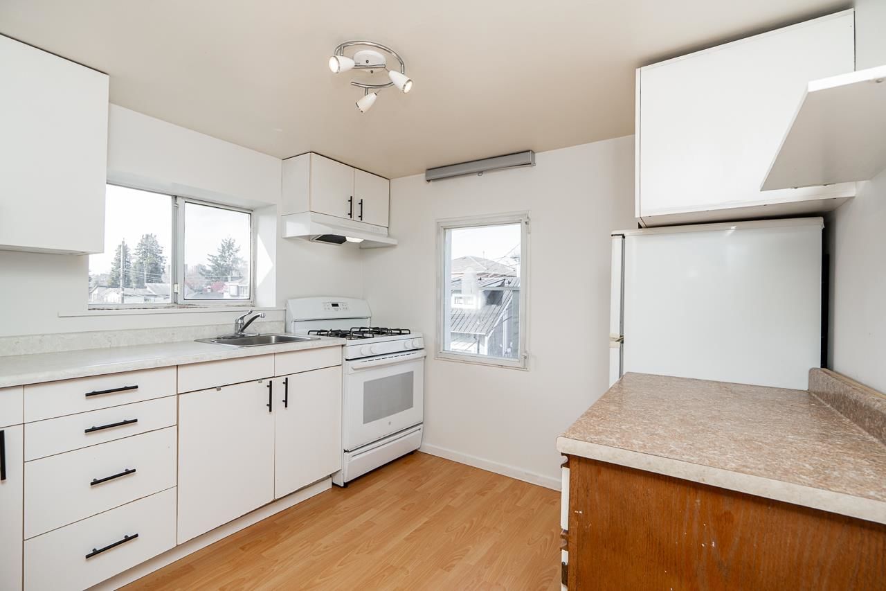 Listing Image 16