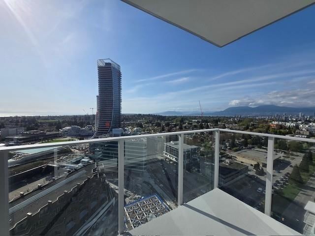 2102 - 485 42nd Avenue W