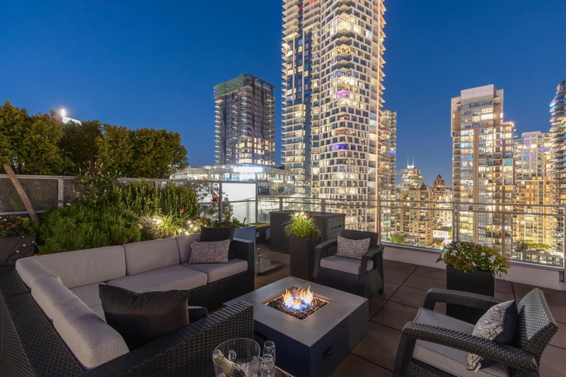 1009 Harwood Street #1803, Vancouver, British Columbia