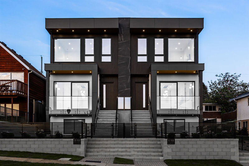 10 Hythe Avenue N #2, Burnaby, British Columbia