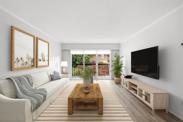 112 - 211 3rd Street W