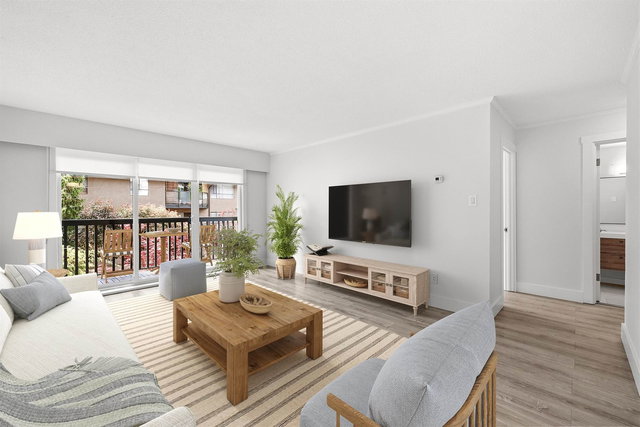 112 - 211 3rd Street W