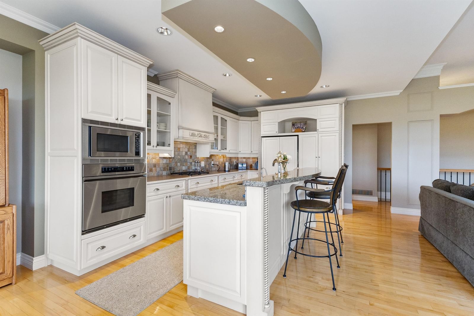 Listing Image 9