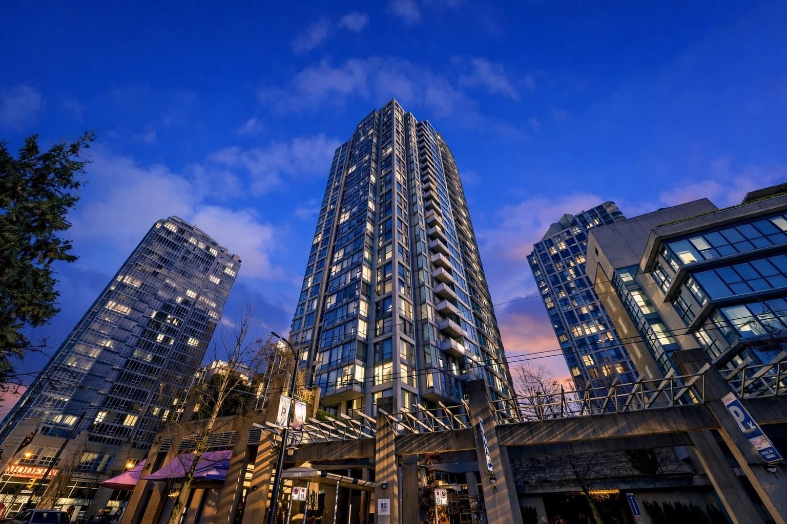 2809 - 1008 Cambie Street, Vancouver | For Sale @ $710,000 | Condos.ca