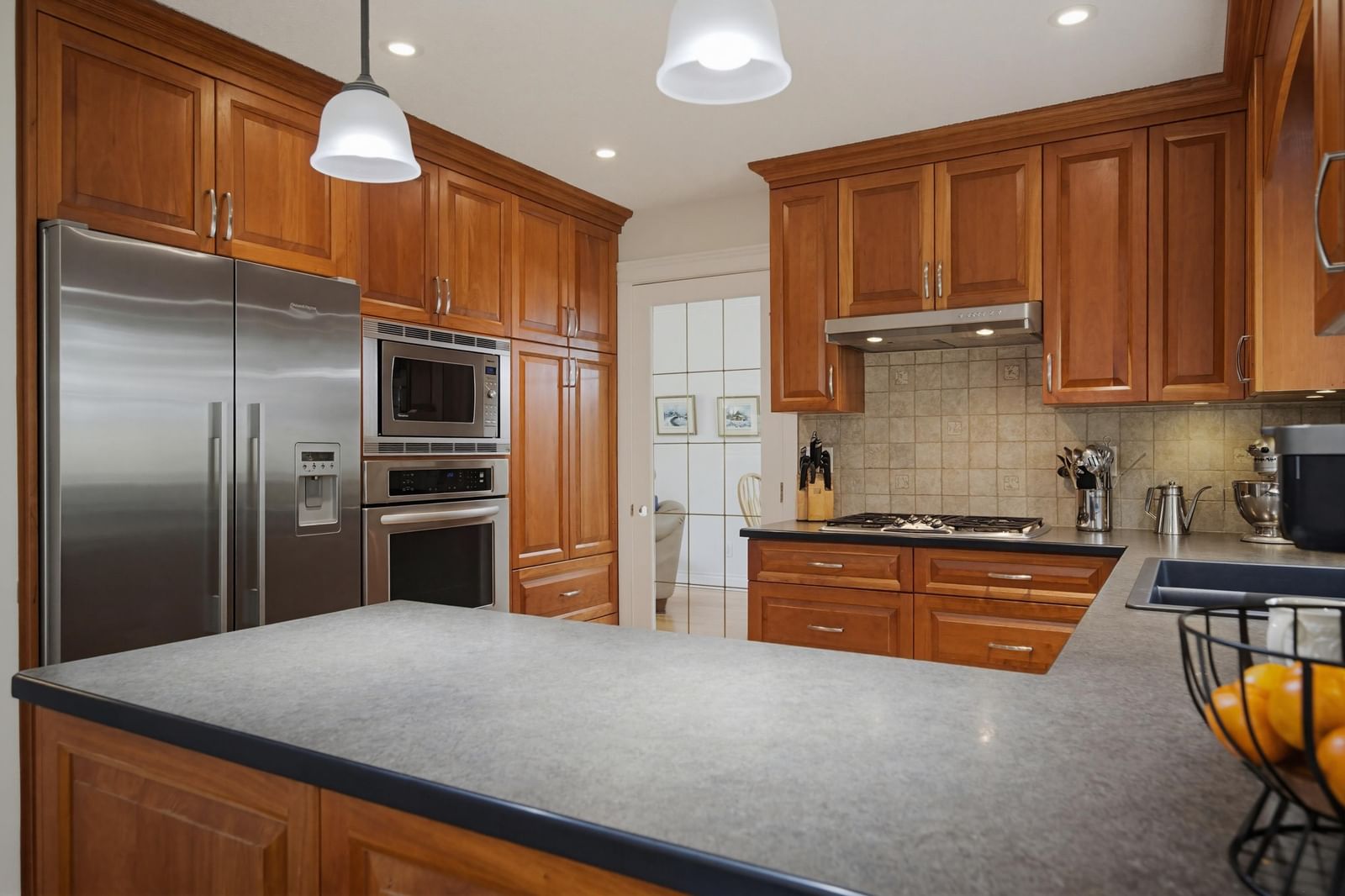 Listing Image 13