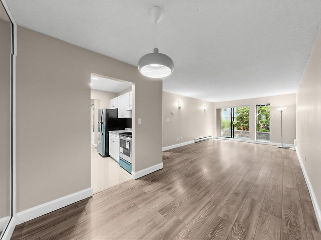 5 - 9584 Manchester Drive