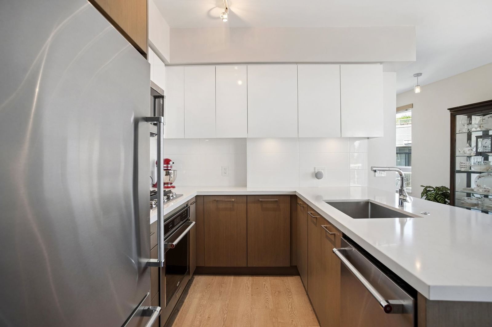 Listing Image 13