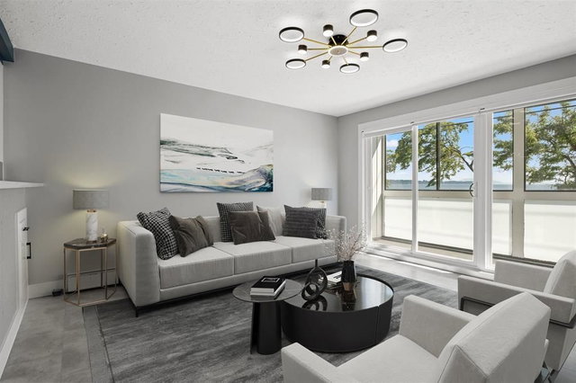 110 - 14881 Marine Drive