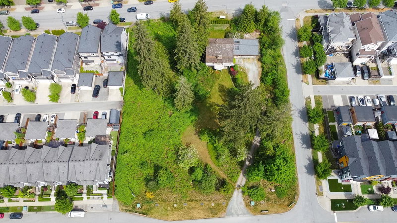 3417 Roxton Ave Avenue E, Coquitlam, British Columbia