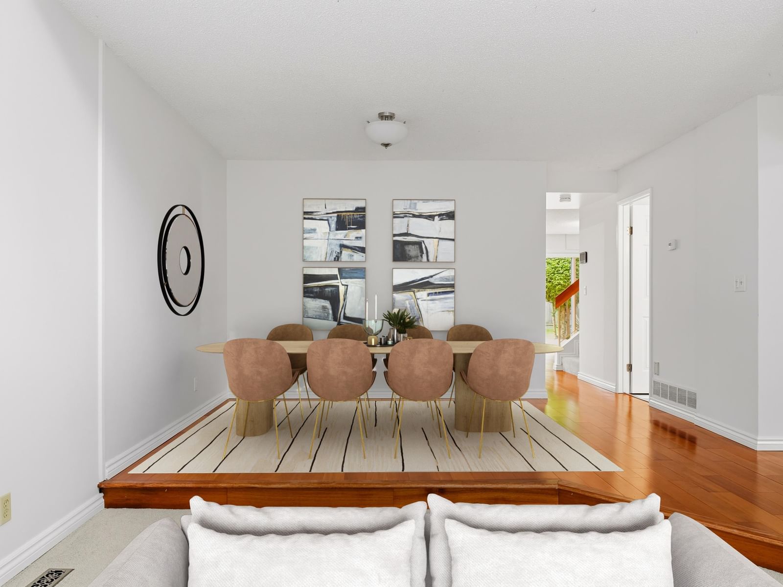Listing Image 19