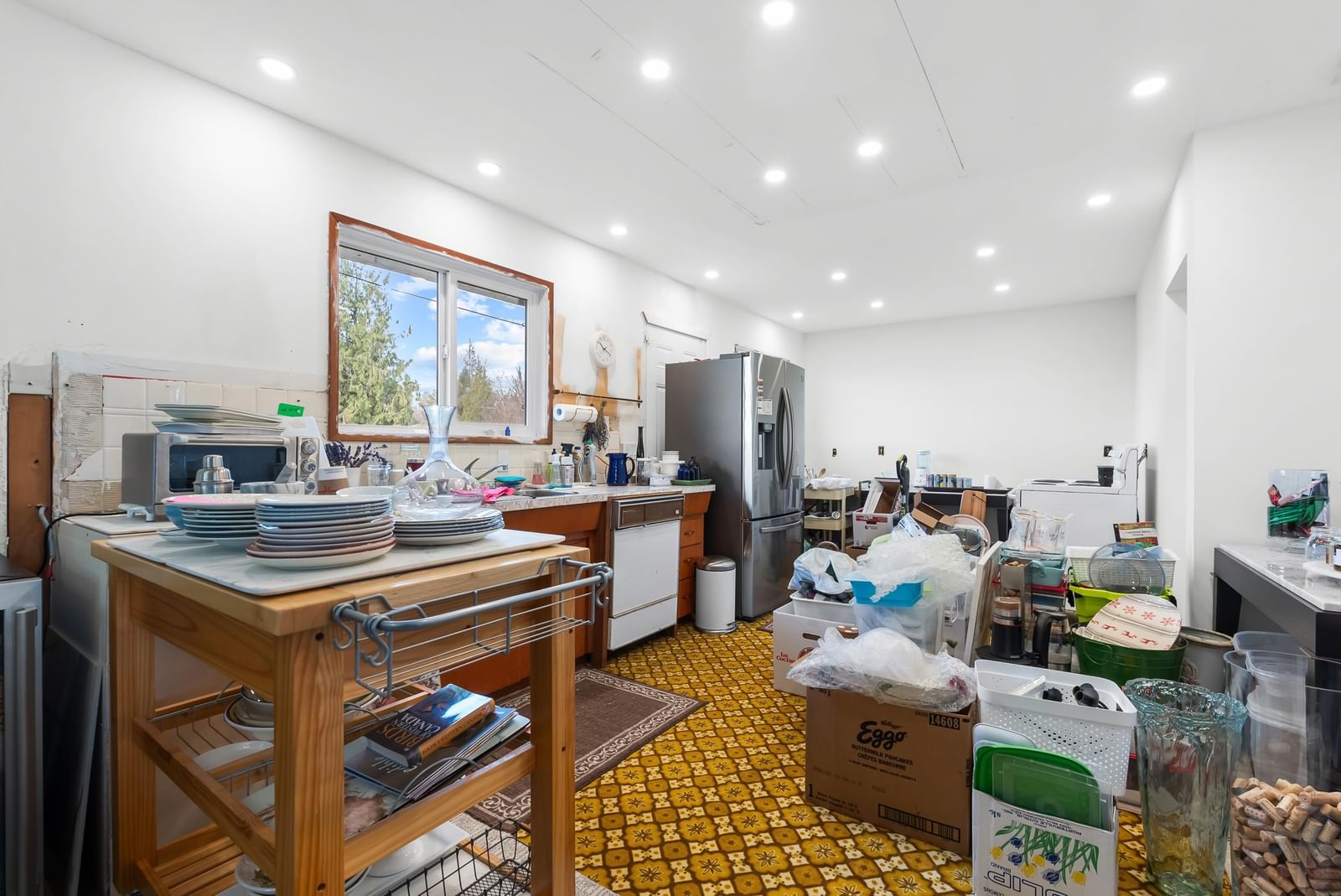 Listing Image 16