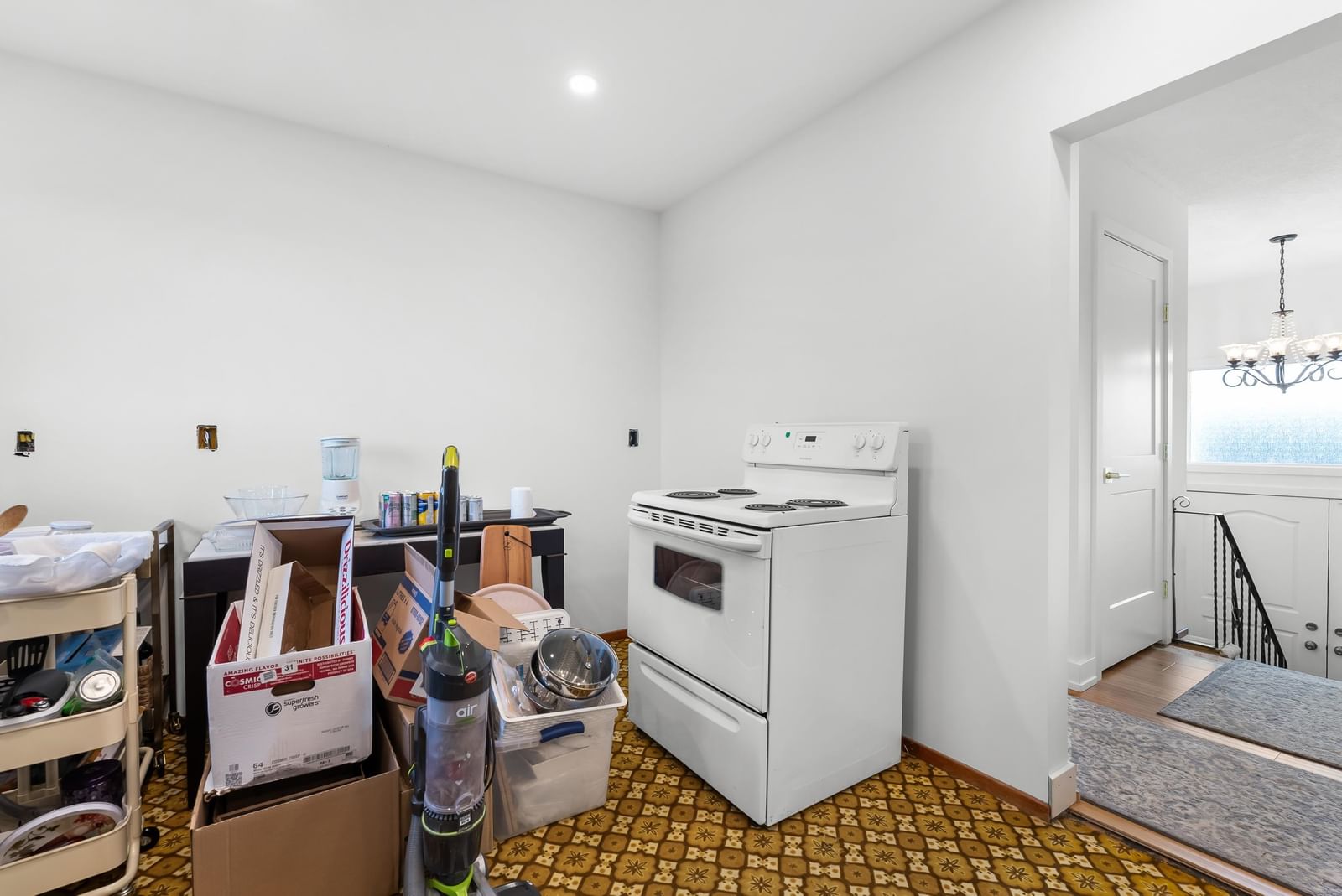 Listing Image 17