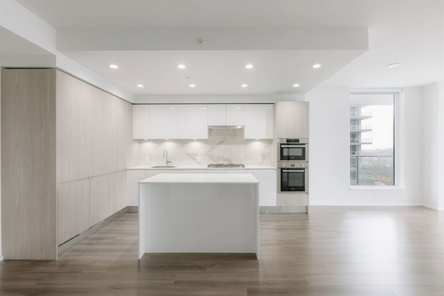 3201 - 3888 Evergreen Place