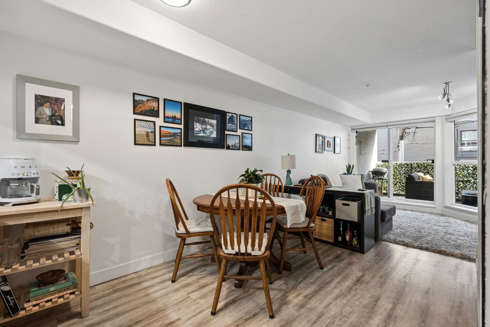 Listing Image 9