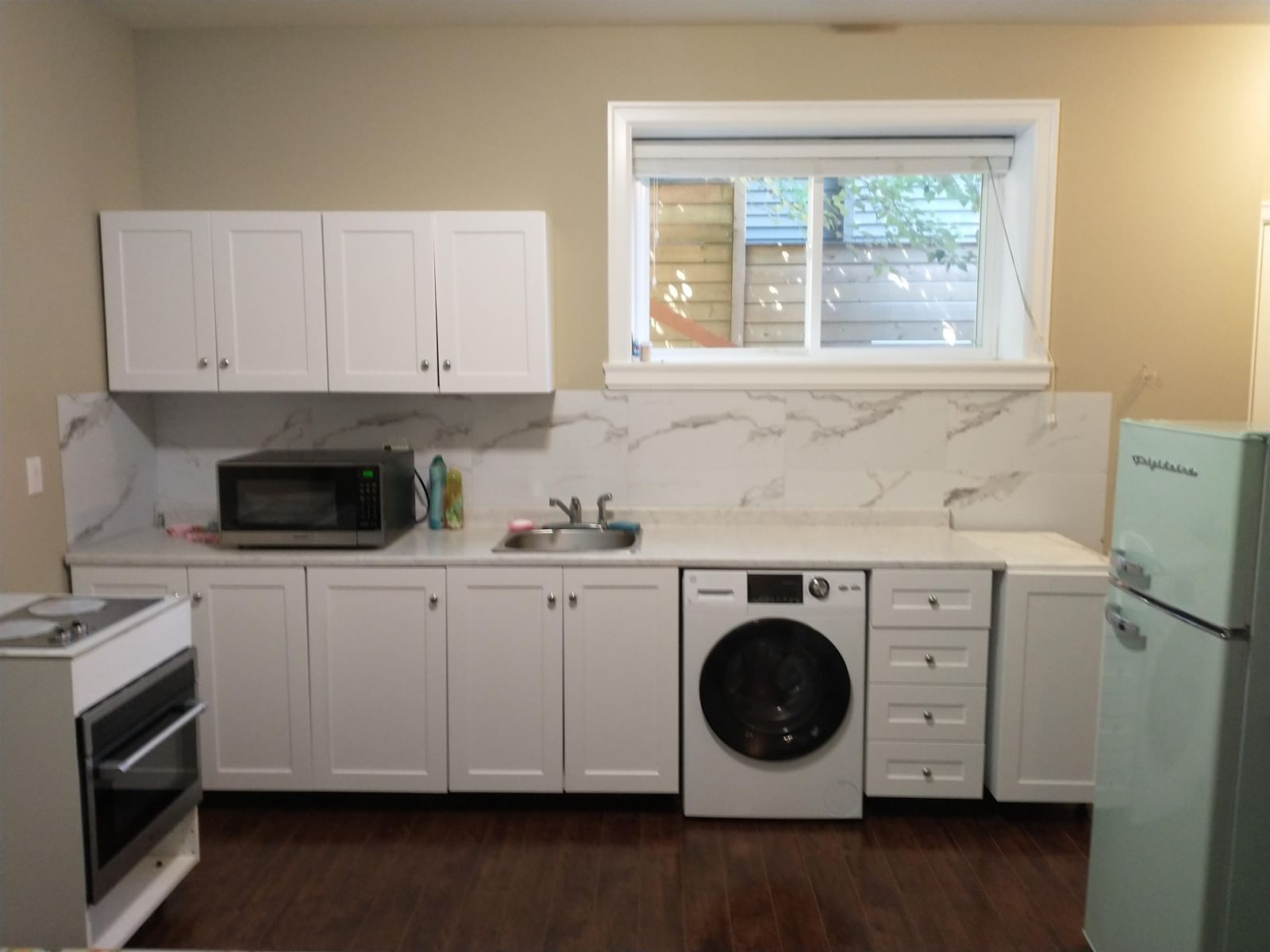 Listing Image 22
