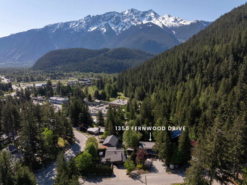 1350 Fernwood Drive, Pemberton, British Columbia