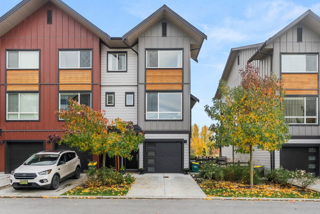 57 - 4292 Wolf Way