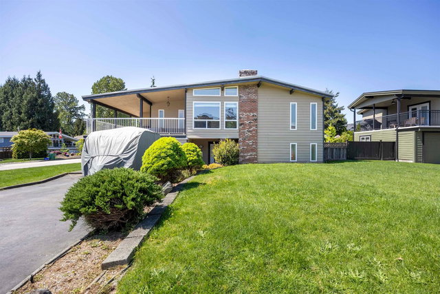 3881 Epping Court