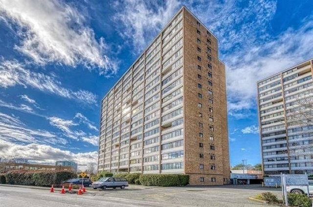 310 - 6651 Minoru Boulevard