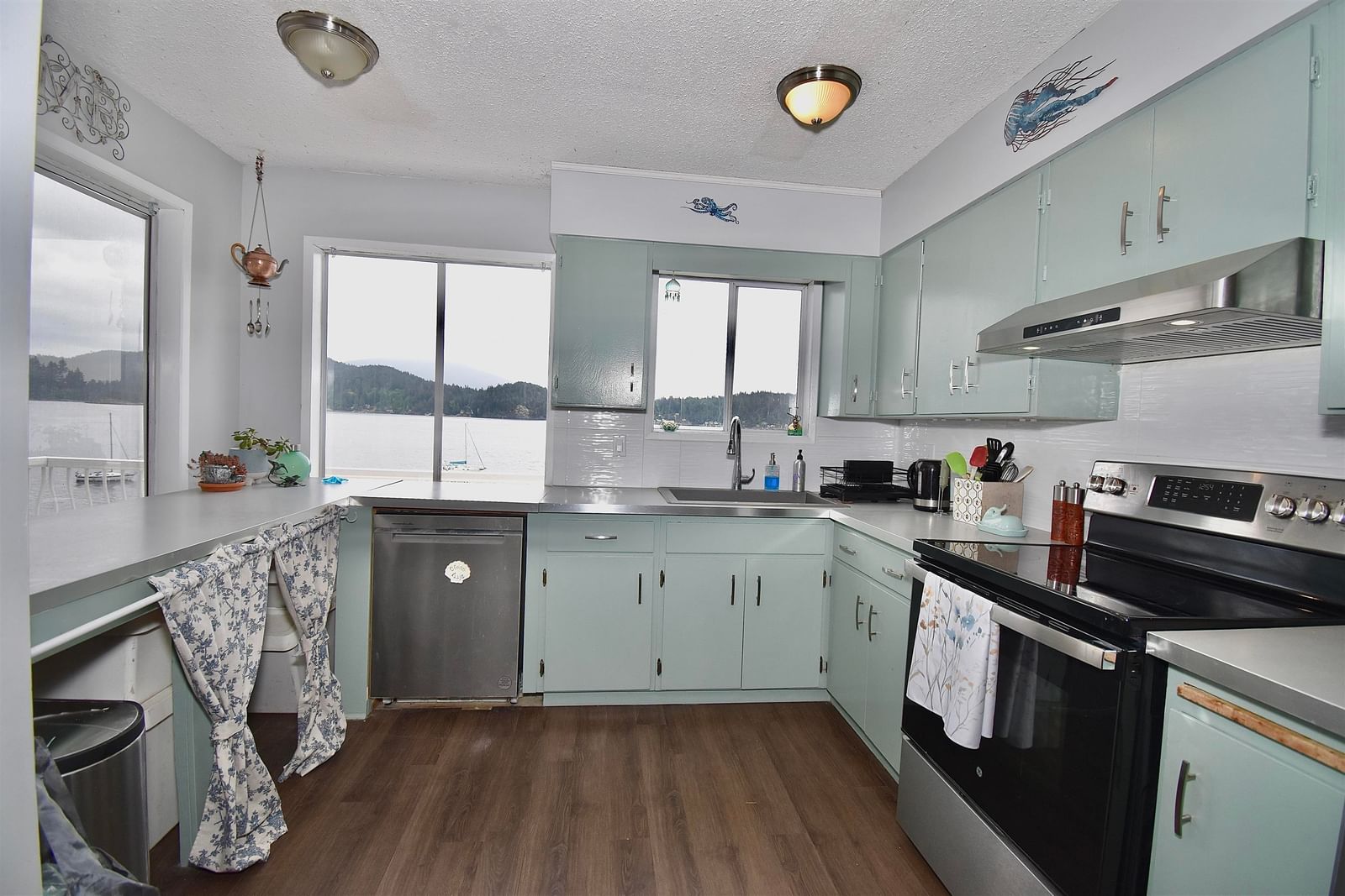Listing Image 18