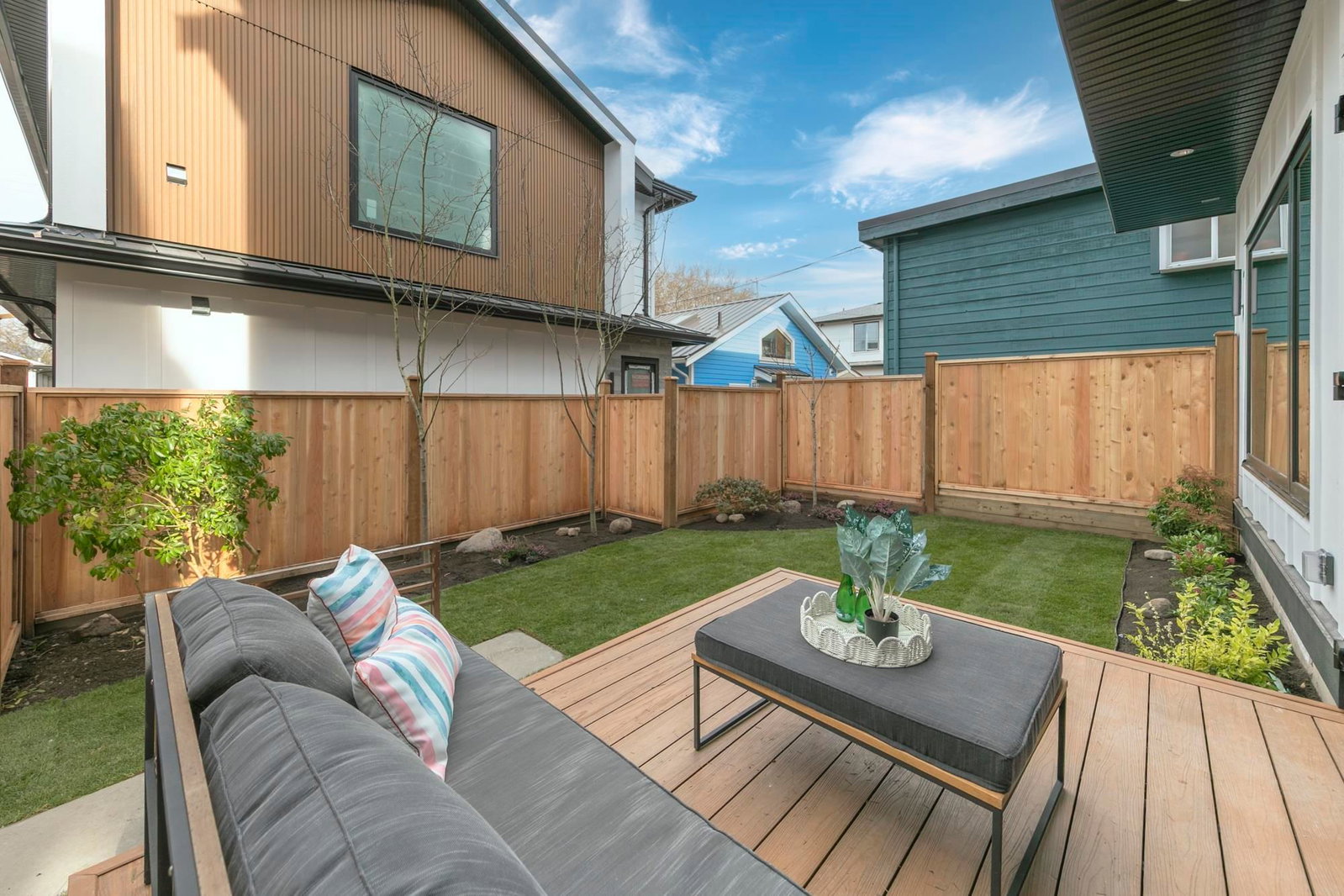Listing Image 15