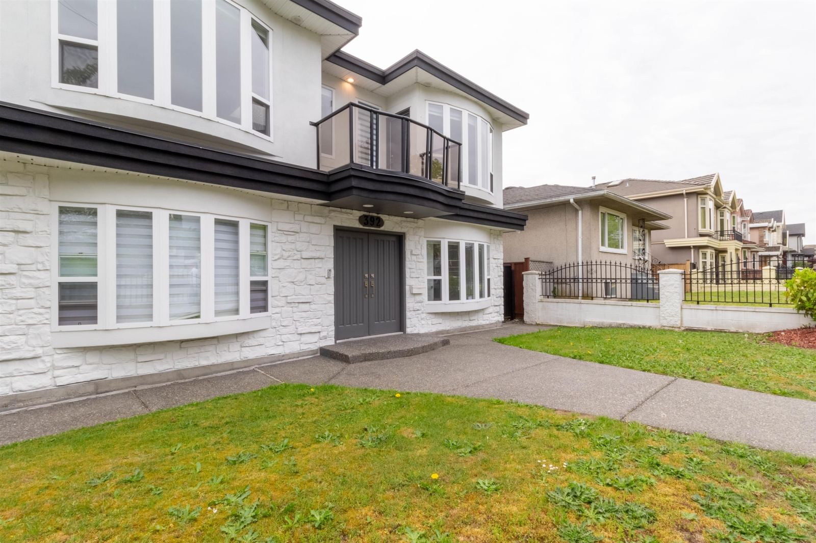 Listing Image 22