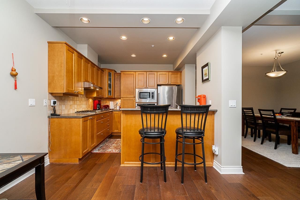 Listing Image 16