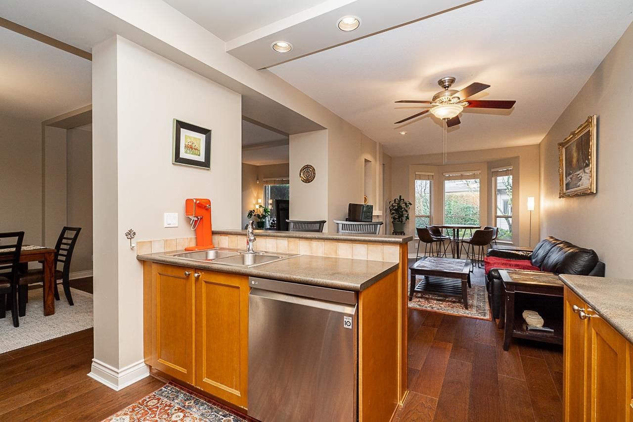 Listing Image 19