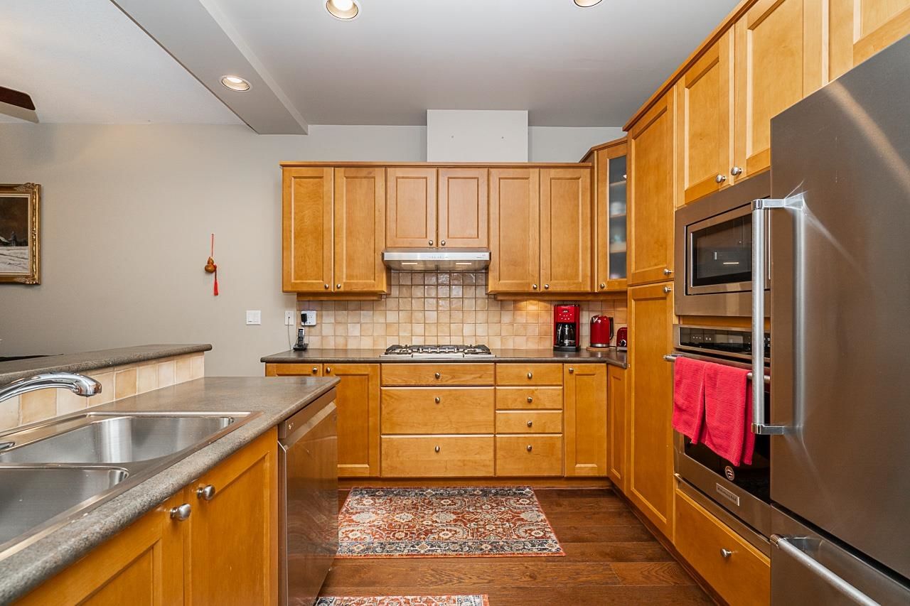 Listing Image 20