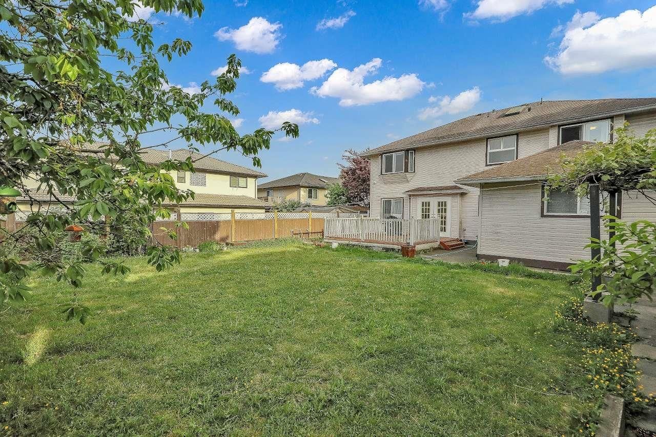 Listing Image 32