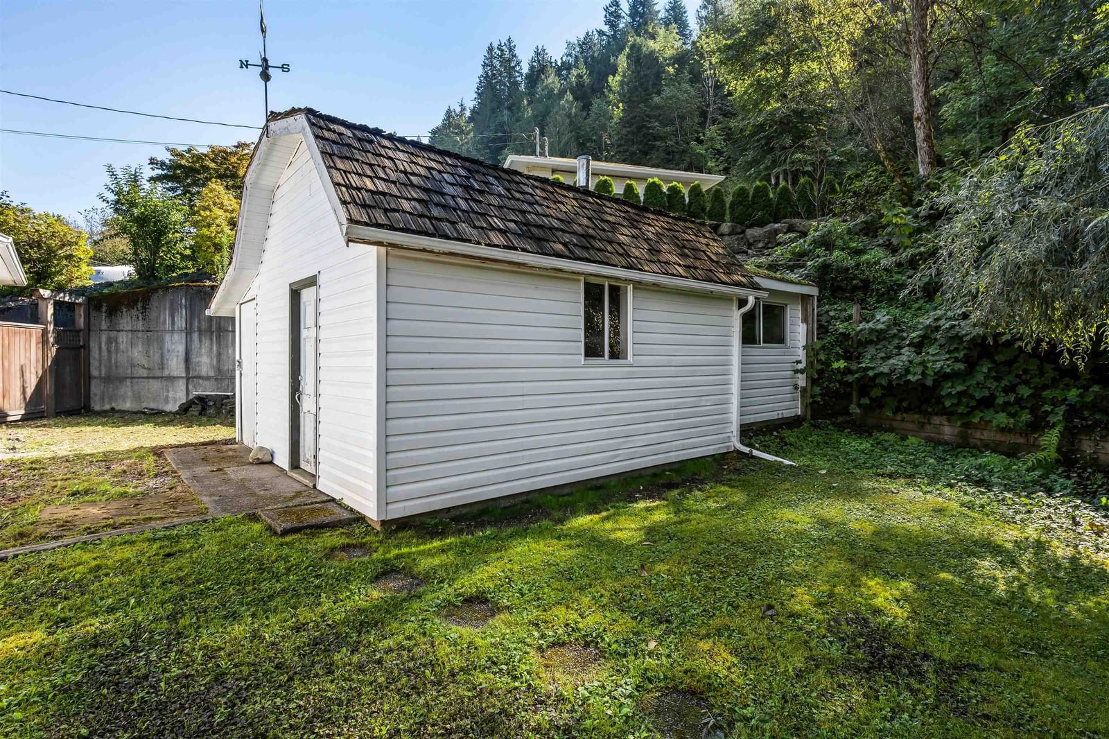 Listing Image 28