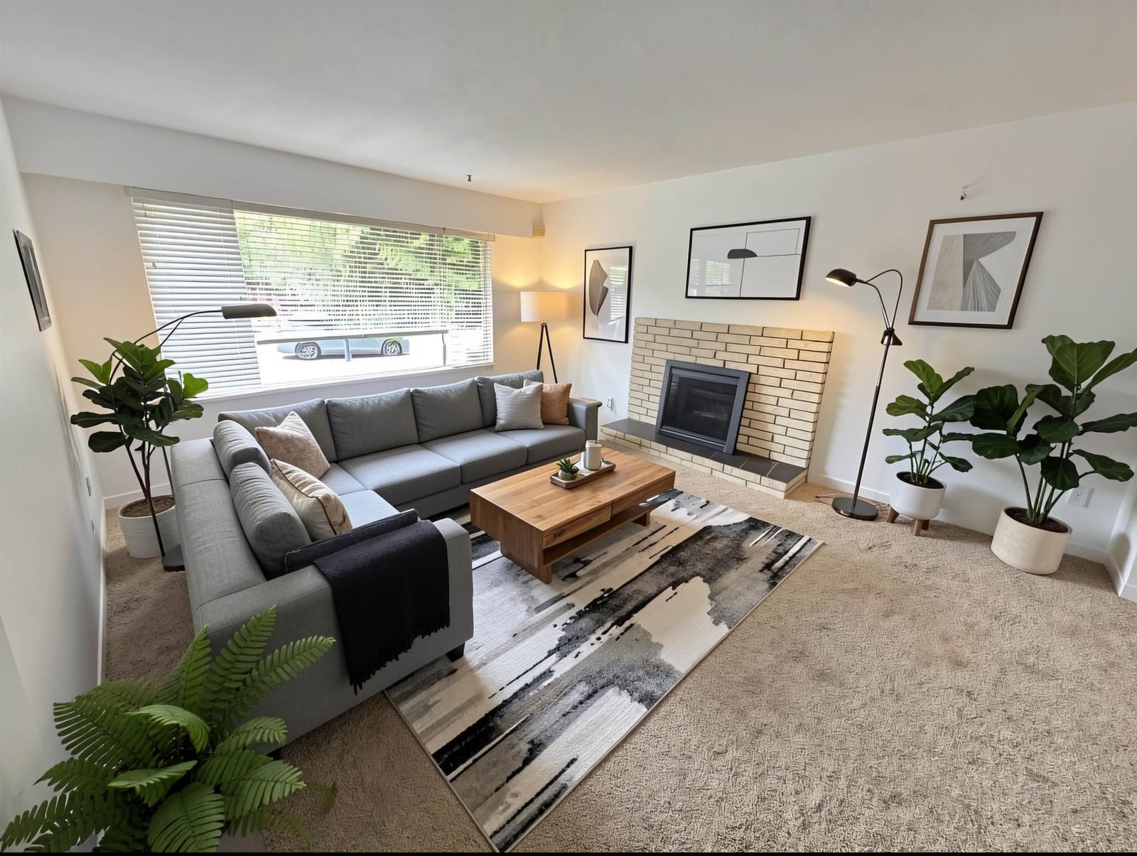Listing Image 10