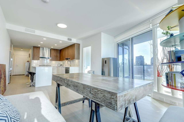 303 - 7683 Park Crescent