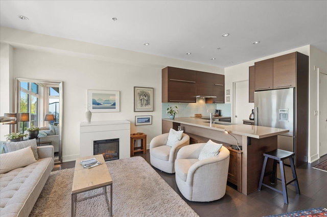 404 - 4463 10th Avenue W