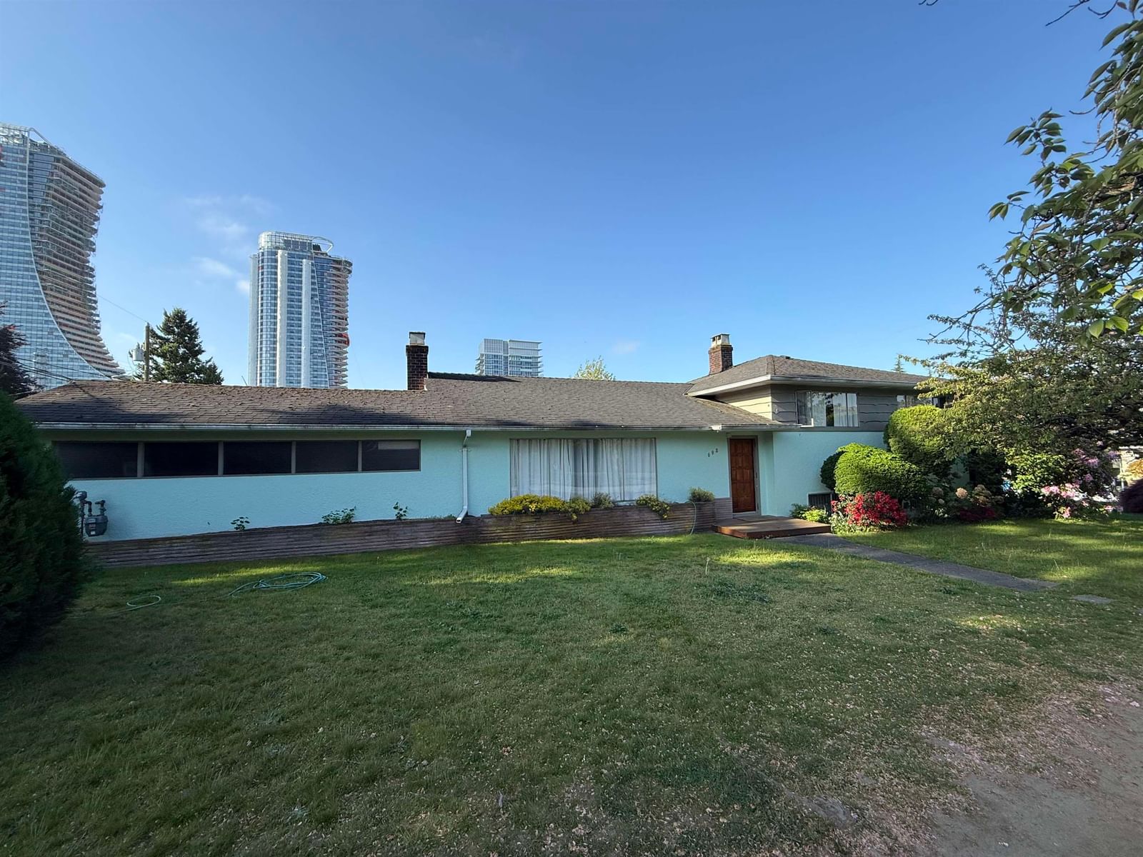 Listing Image 14